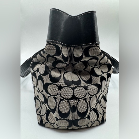 Coach Penelope Signature Shoulder / Tote Bag | Good Used Condition - Picture 5 of 17